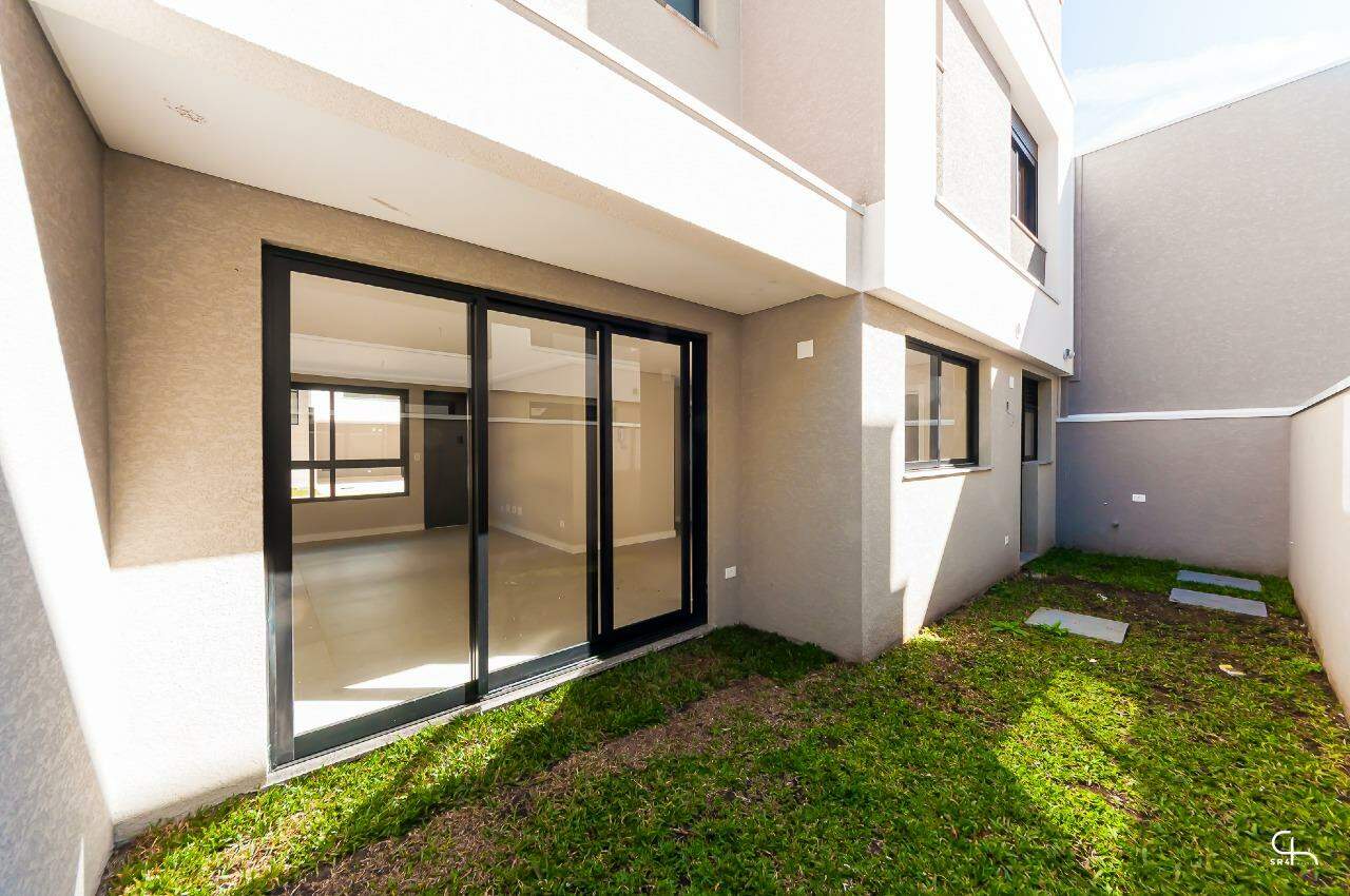 Sobrado em condomínio à venda no Santa Felicidade: 