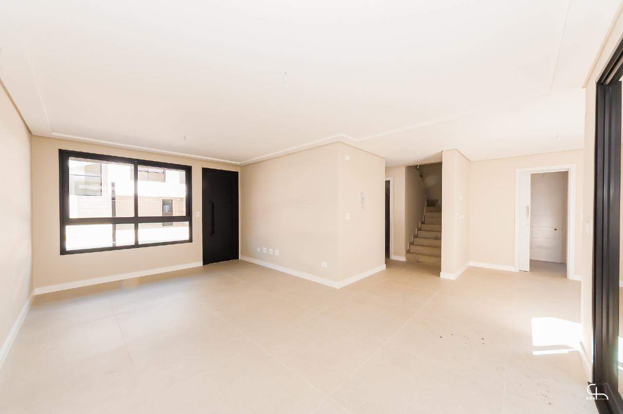 Sobrado em condomínio à venda no Santa Felicidade: 