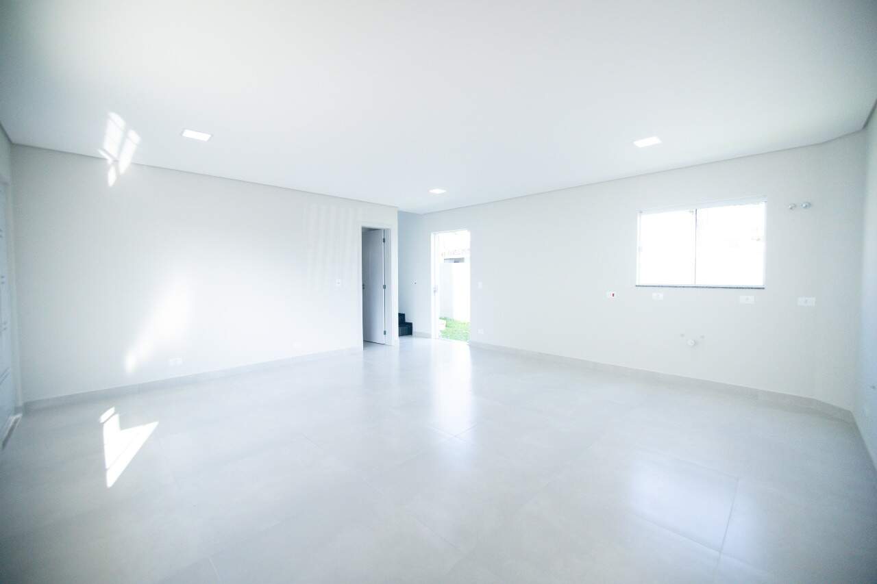 Sobrado Triplex à venda no Campo Comprido: 