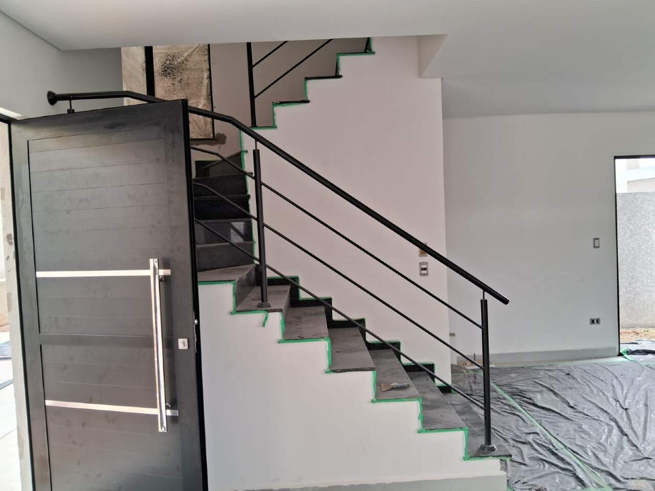 Sobrado em condomínio à venda no Capão Raso: 