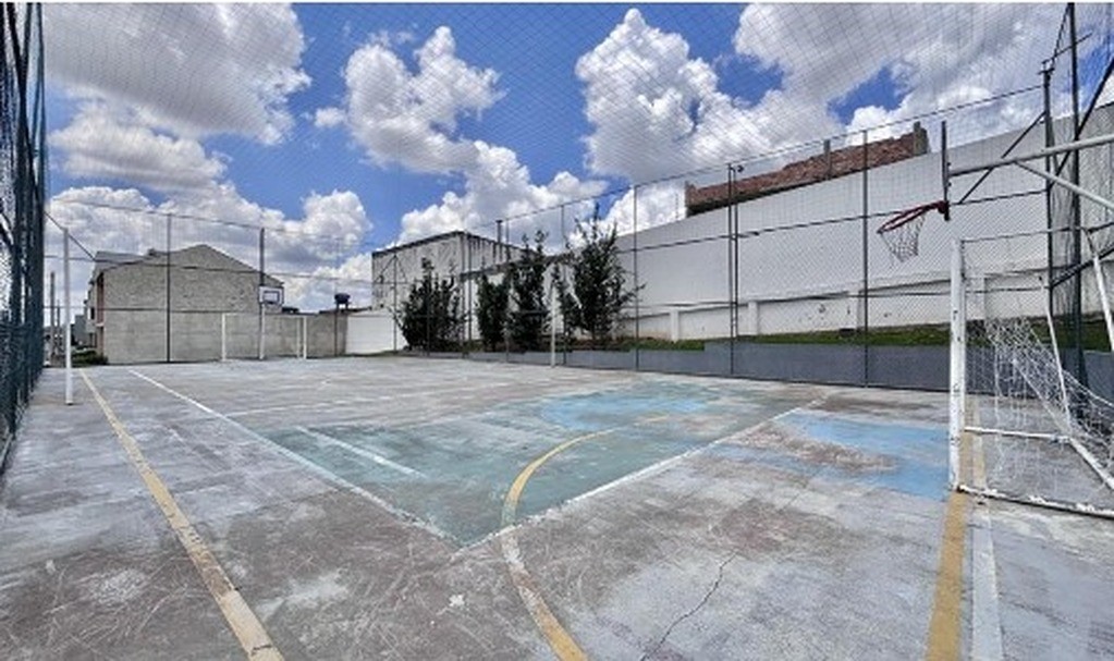 Terreno em condomínio à venda no Pinheirinho: 24652008_4.jpg