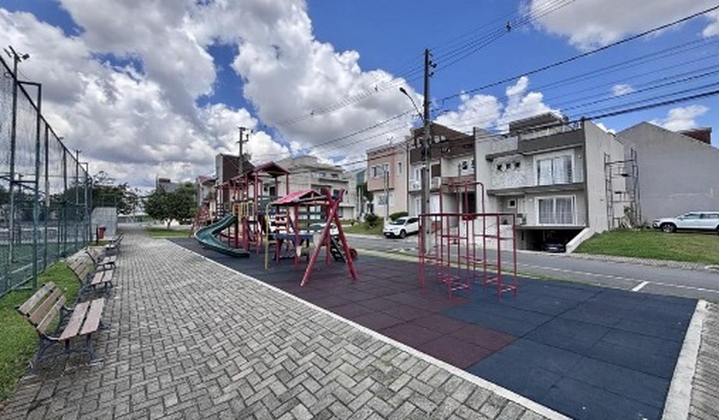 Terreno em condomínio à venda no Pinheirinho: 24652009_4.jpg