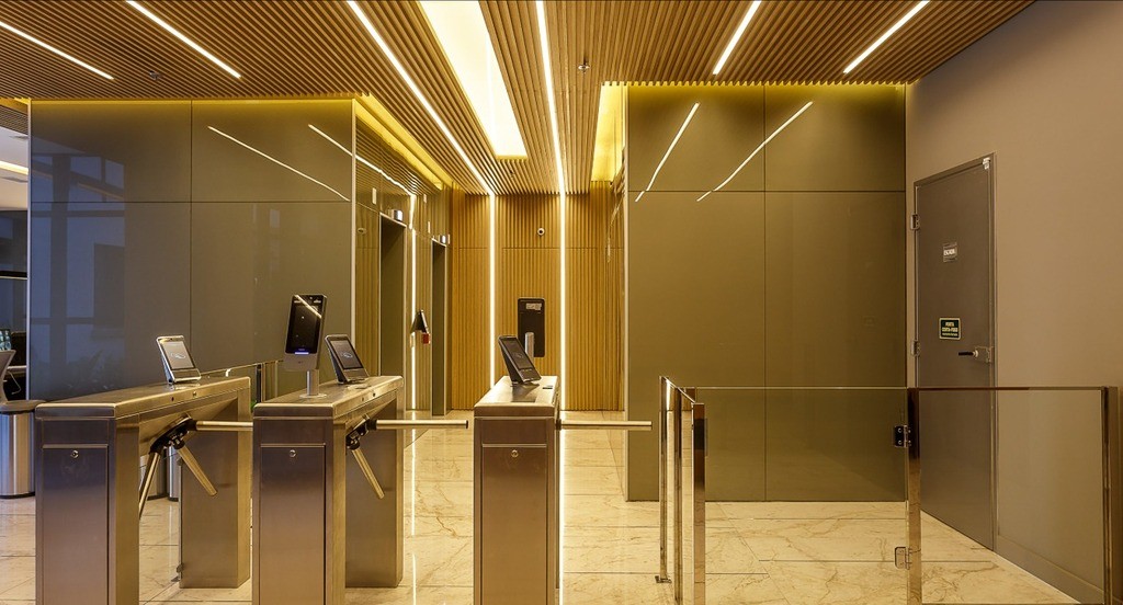 Loja para aluguel no Batel: 24665457_4.jpg