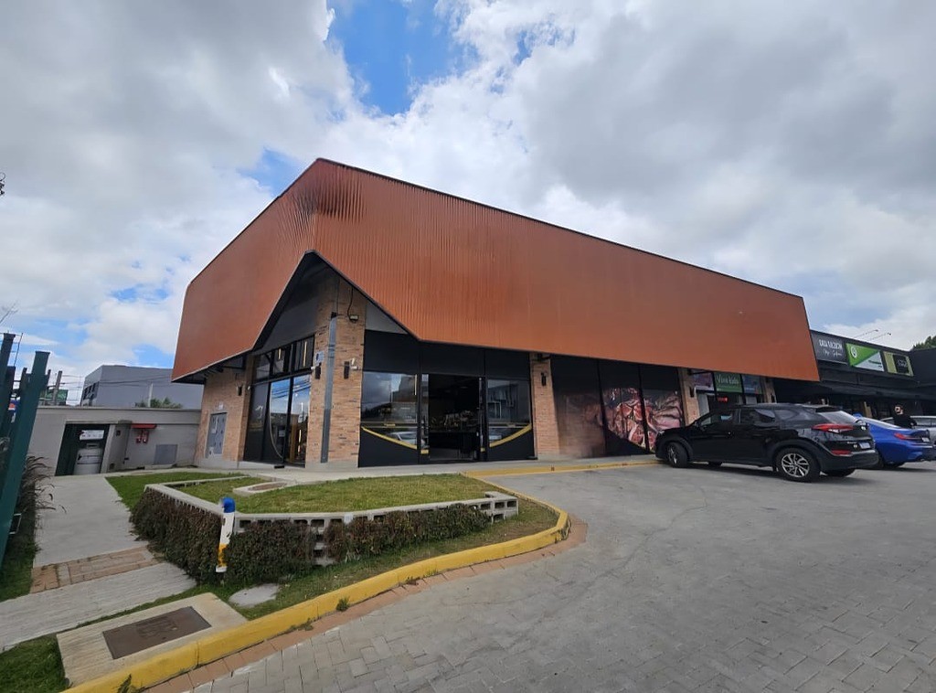 Sala / Salão comercial para aluguel no Uberaba: 24544440_4.jpg