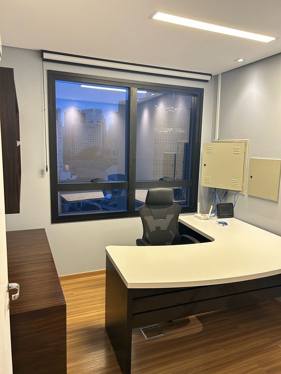 Sala / Salão comercial para aluguel no Batel: 24645532_4.jpg