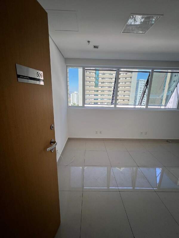 Sala para aluguel no Vila da Serra: 