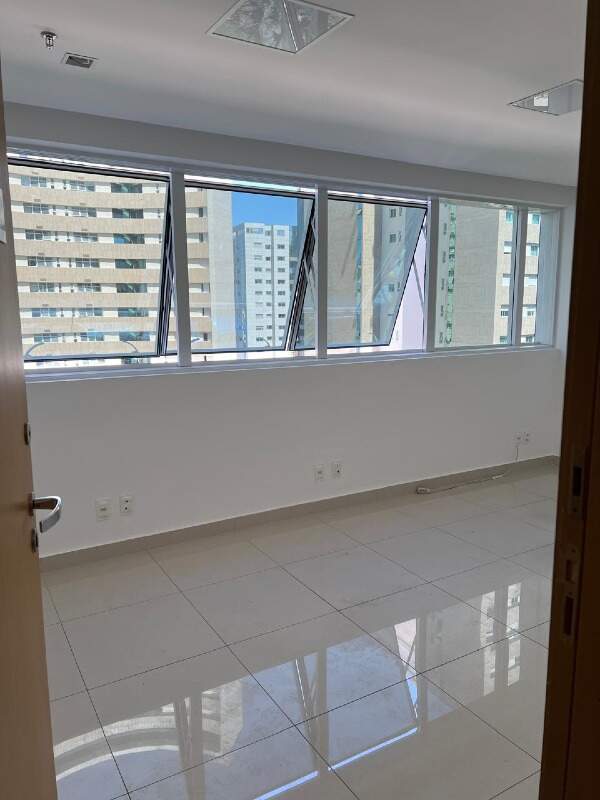 Sala para aluguel no Vila da Serra: 