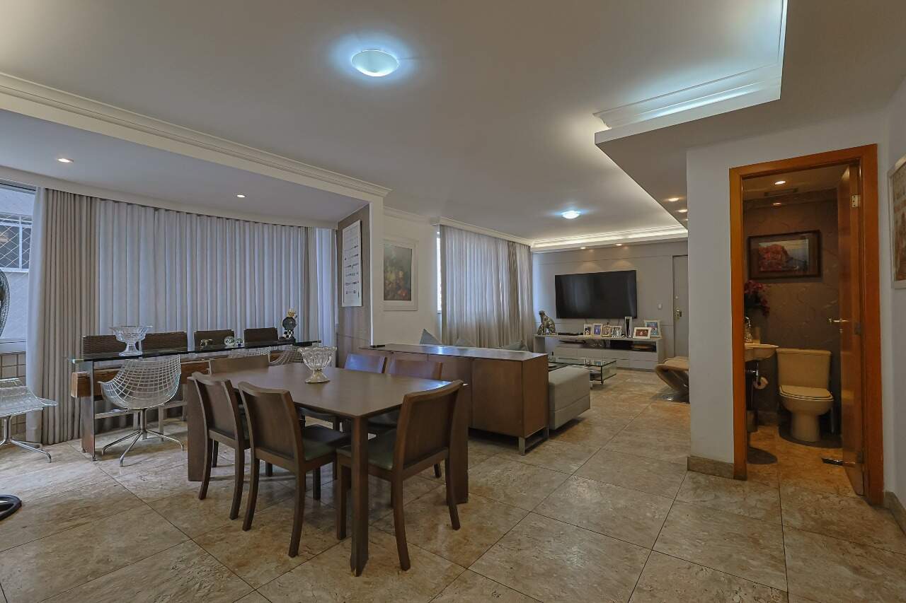 Apartamento à venda no Lourdes: 