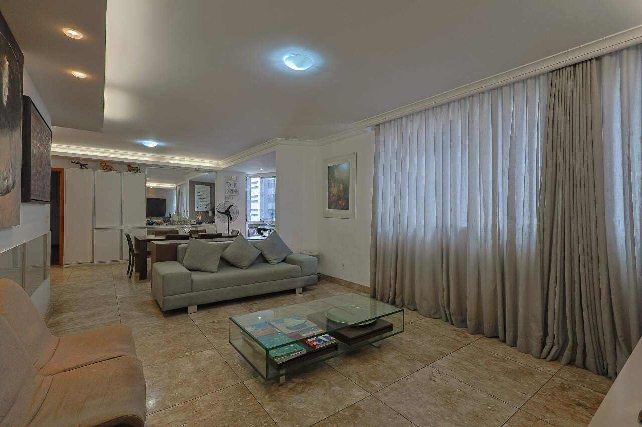 Apartamento à venda no Lourdes: 