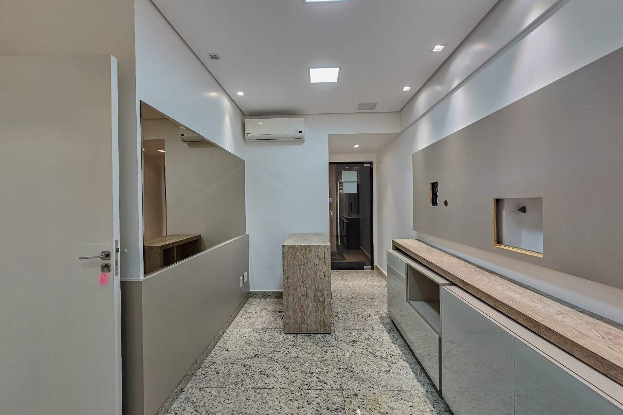 Sala à venda no Santo Agostinho: 