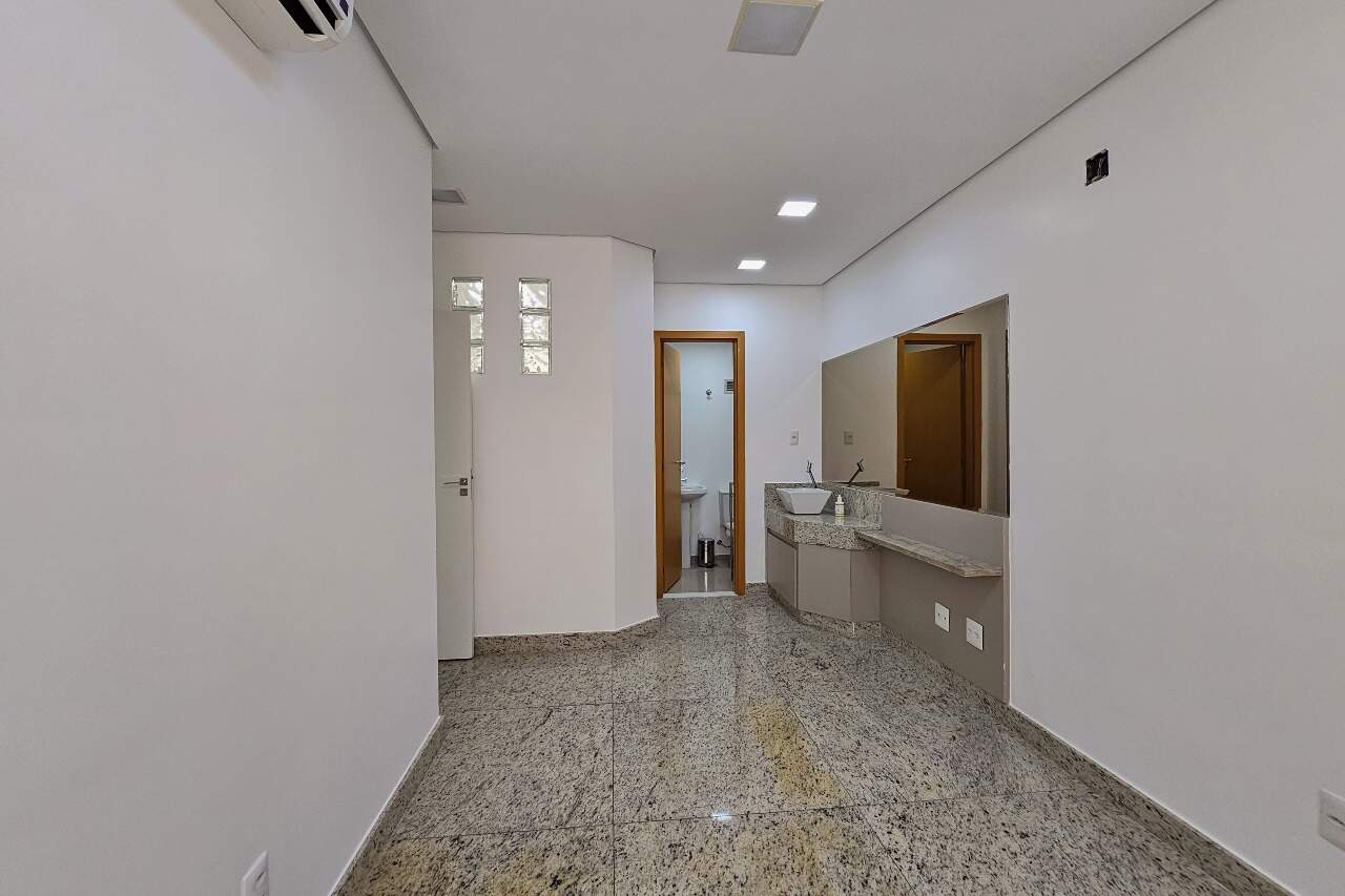 Sala à venda no Santo Agostinho: 