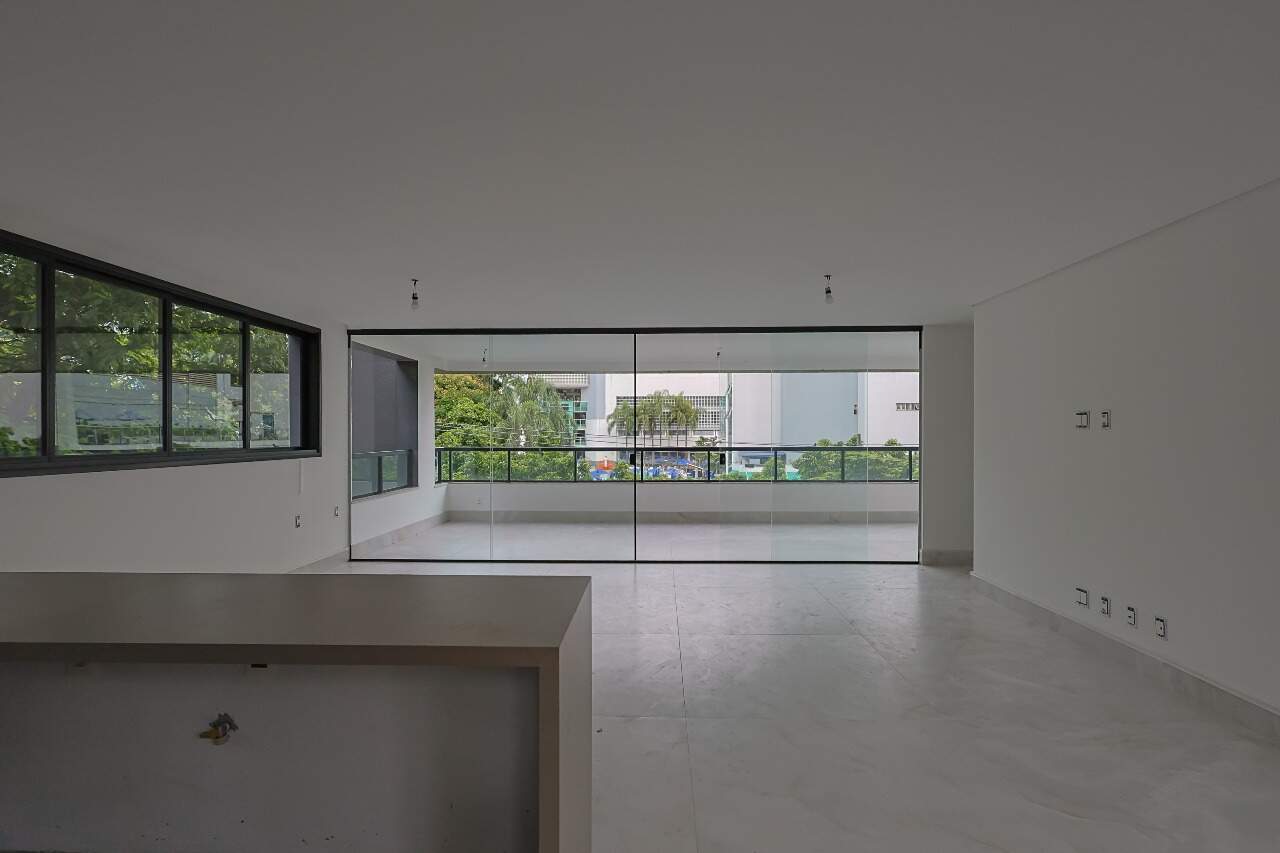 Apartamento à venda no Lourdes: 