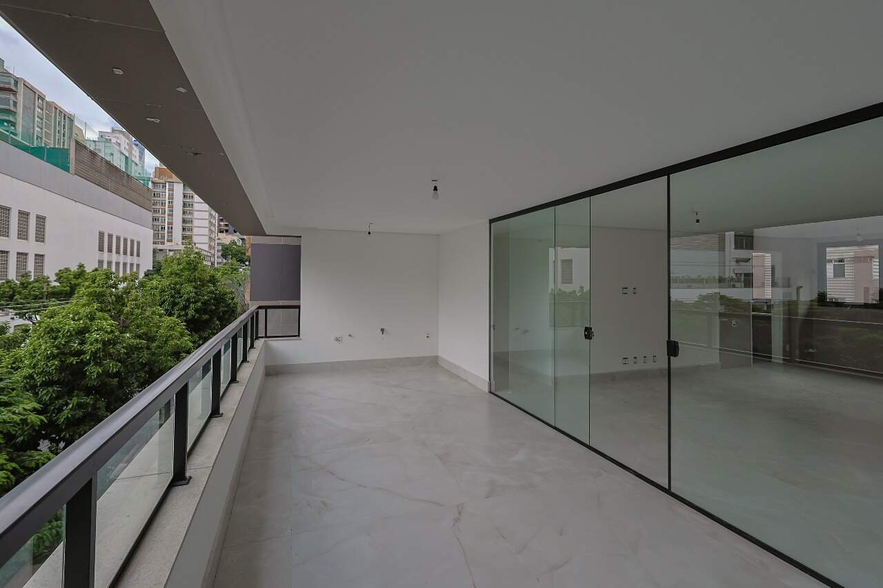 Apartamento à venda no Lourdes: 