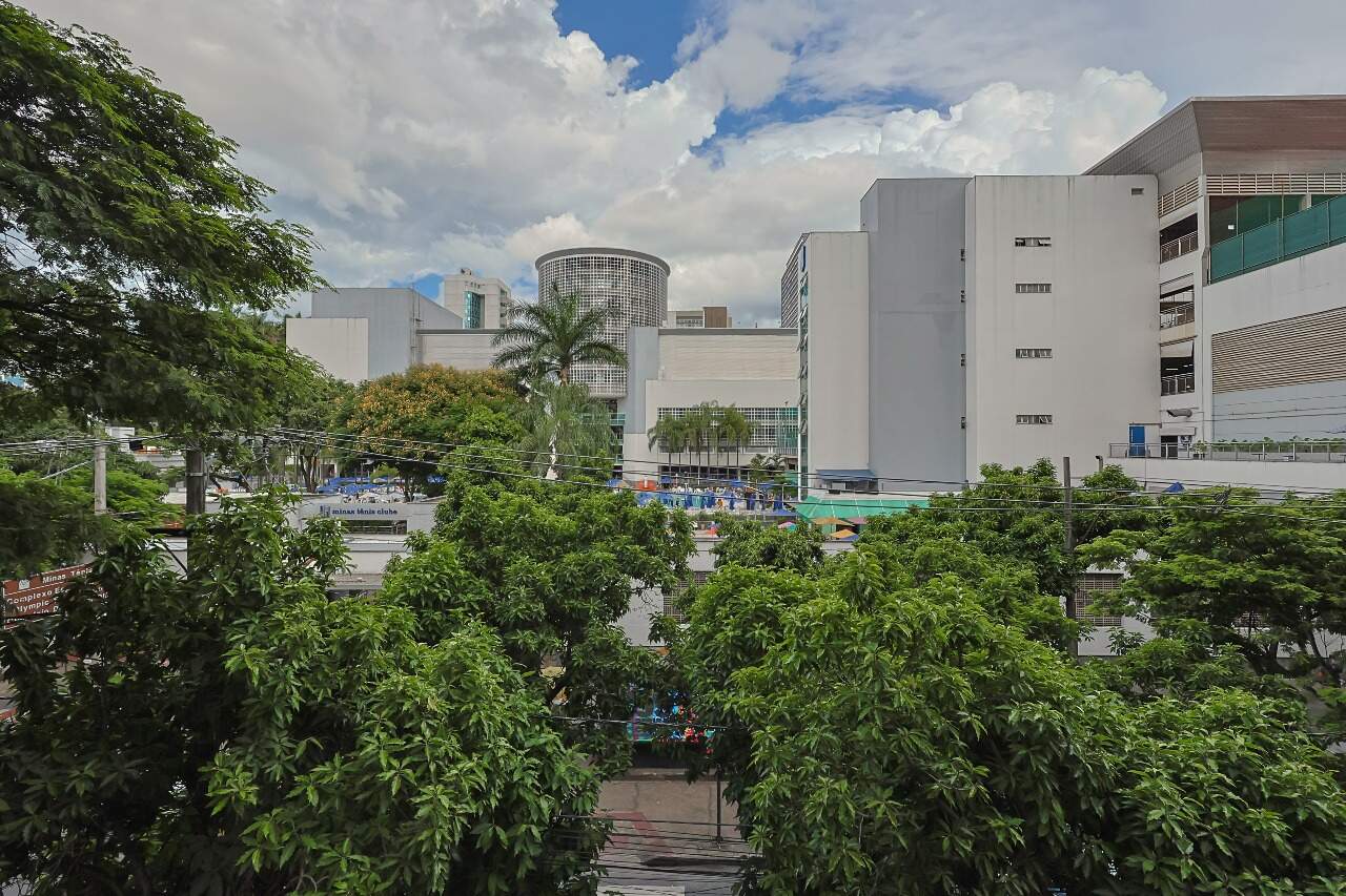 Apartamento à venda no Lourdes: 