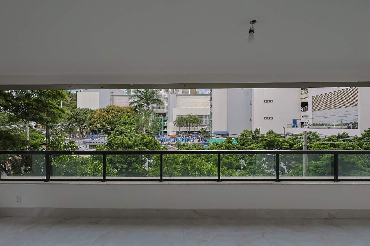 Apartamento à venda no Lourdes: 