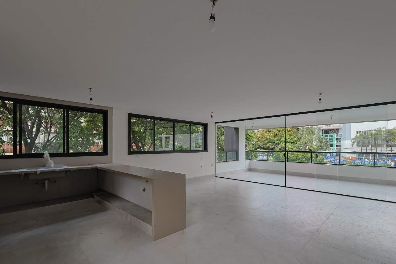 Apartamento à venda no Lourdes: 