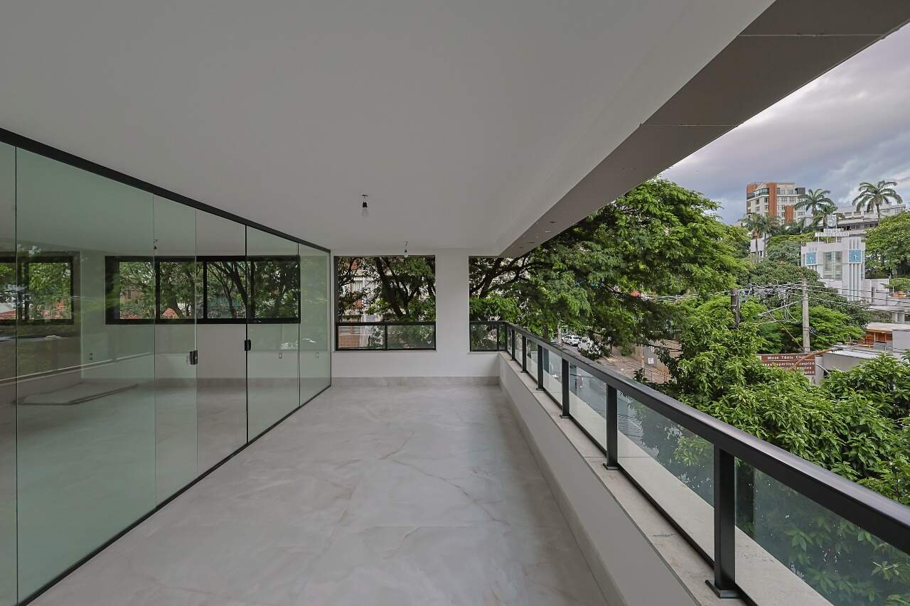 Apartamento à venda no Lourdes: 