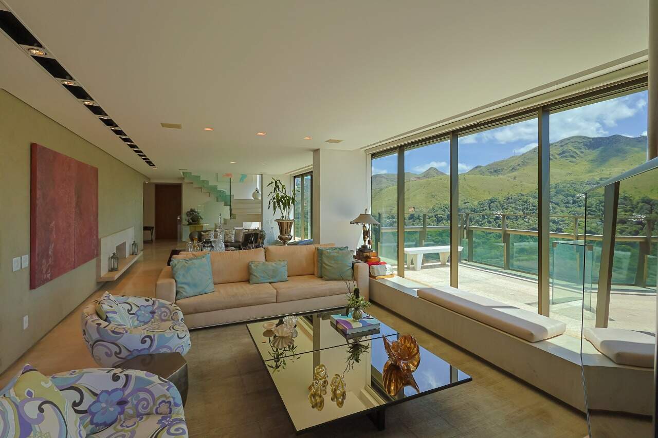 Cobertura à venda no Vale dos Cristais: 