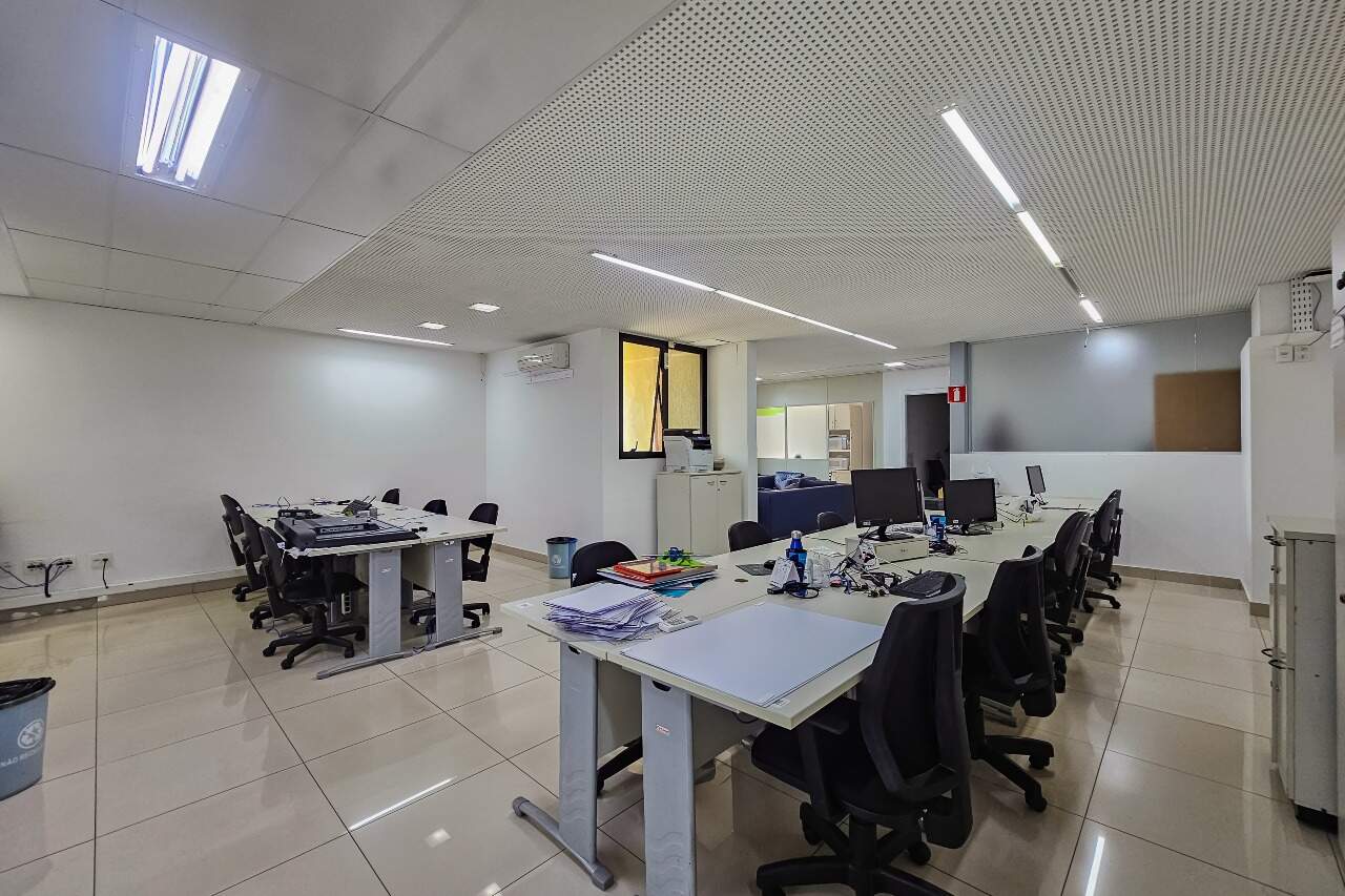 Andar corrido para aluguel no Estoril: 