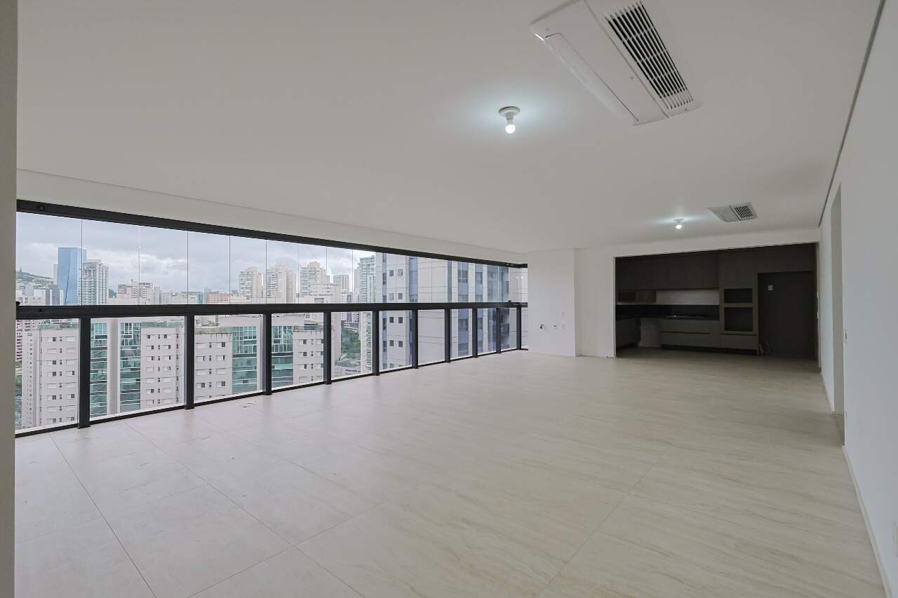 Apartamento à venda no Vila da Serra: 