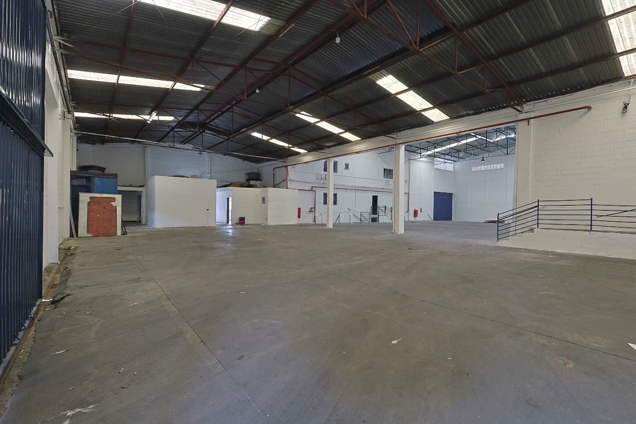 Galpão para aluguel no Kennedy: 