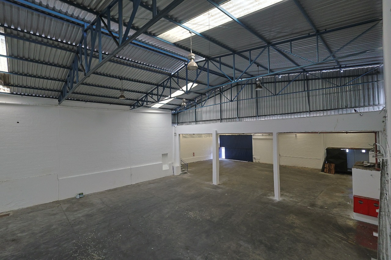 Galpão para aluguel no Kennedy: 