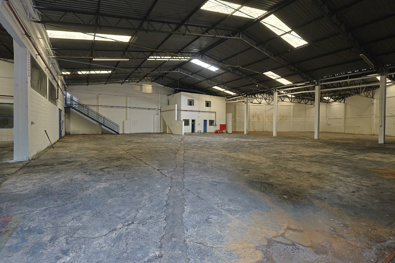 Galpão para aluguel no Kennedy: 