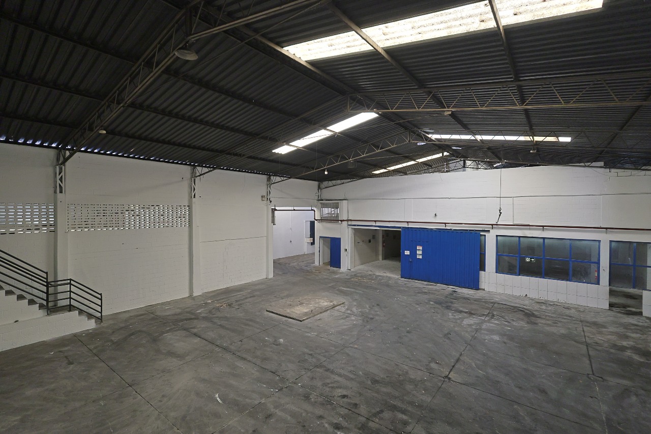 Galpão para aluguel no Kennedy: 