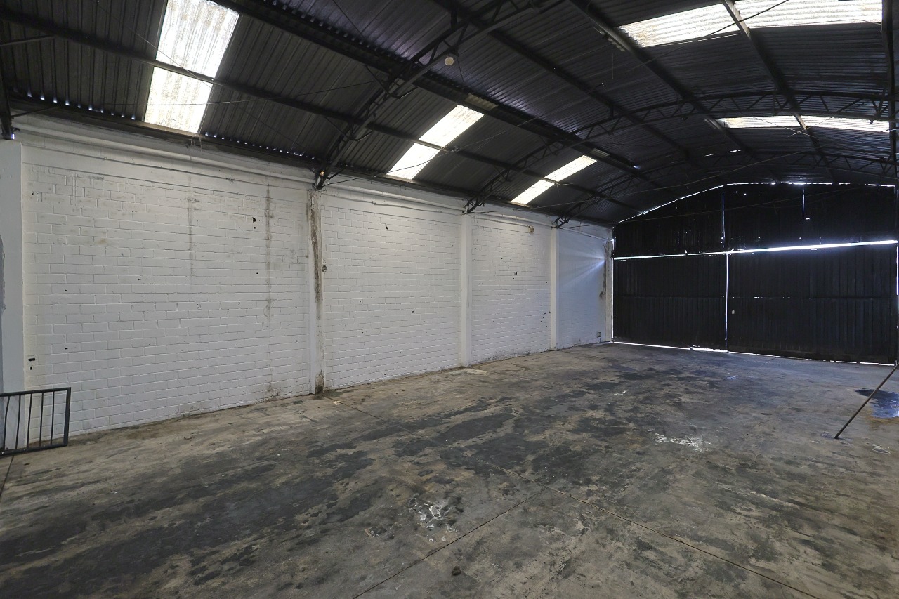 Galpão para aluguel no Kennedy: 