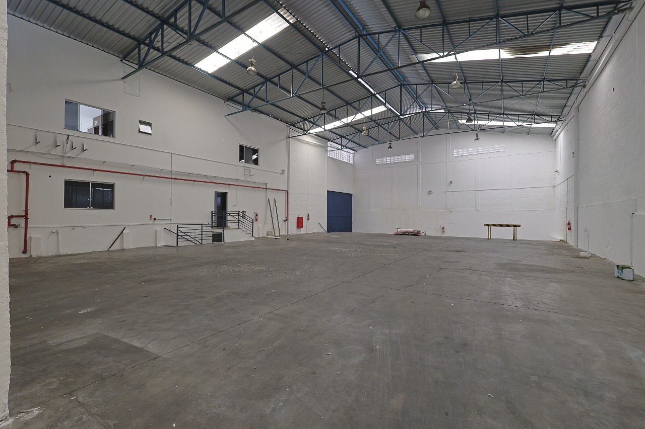 Galpão para aluguel no Kennedy: 