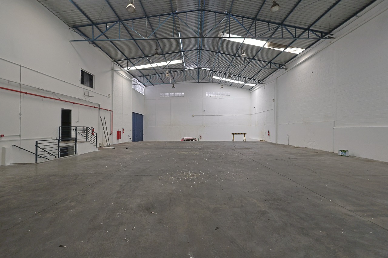 Galpão para aluguel no Kennedy: 