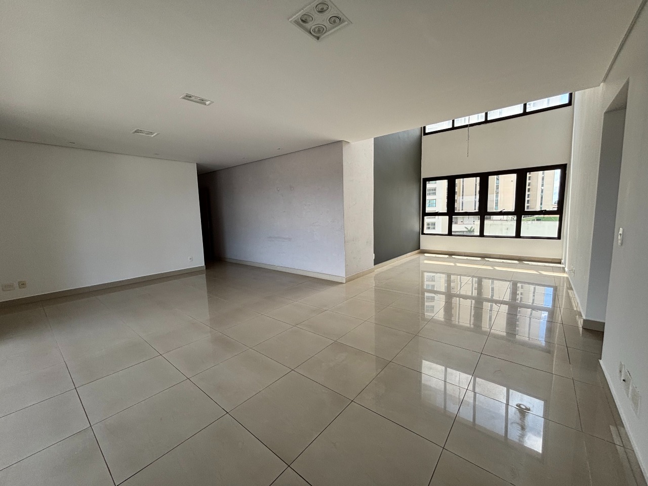 Apartamento à venda no Vila da Serra: 