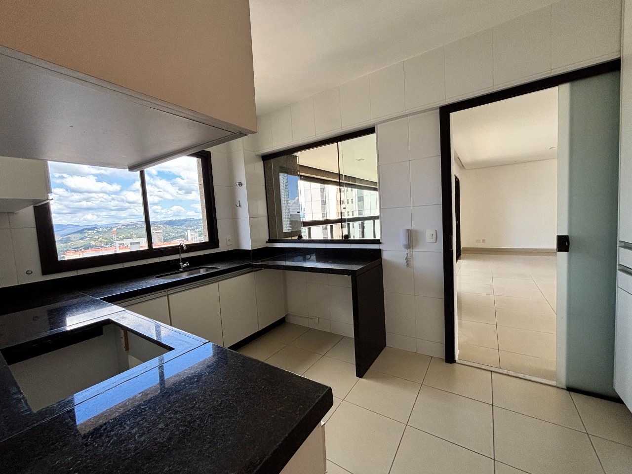 Apartamento à venda no Vila da Serra: 