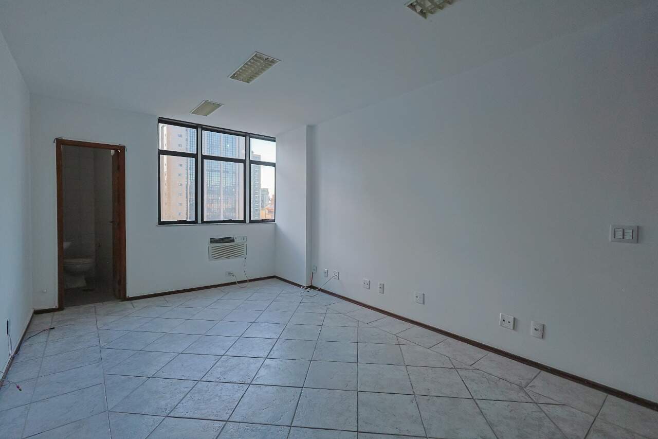 Sala para aluguel no Savassi: 