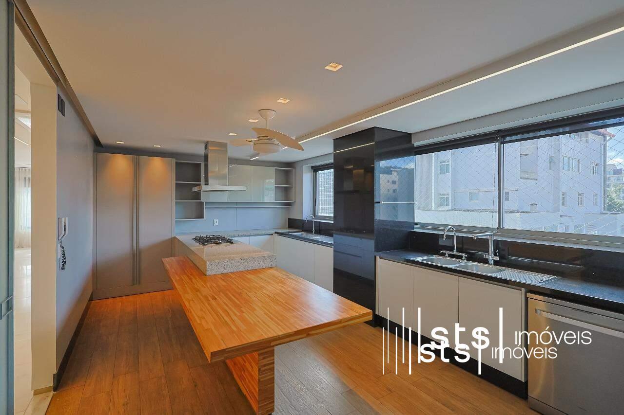 Apartamento à venda no Lourdes: 