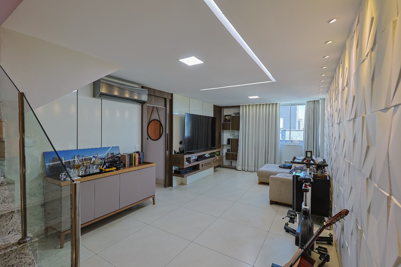 Cobertura à venda no Santo Agostinho: 