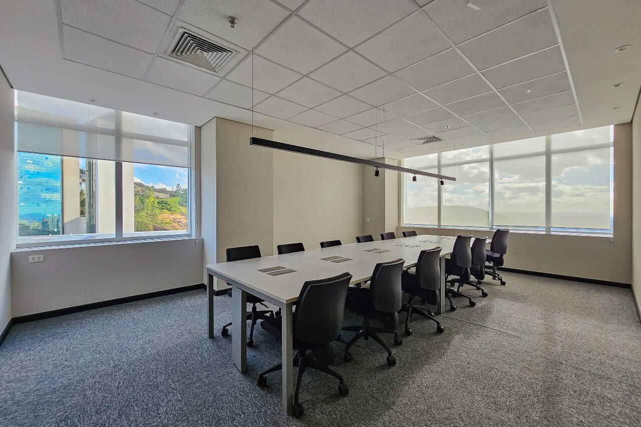 Sala para aluguel no Vila da Serra: 
