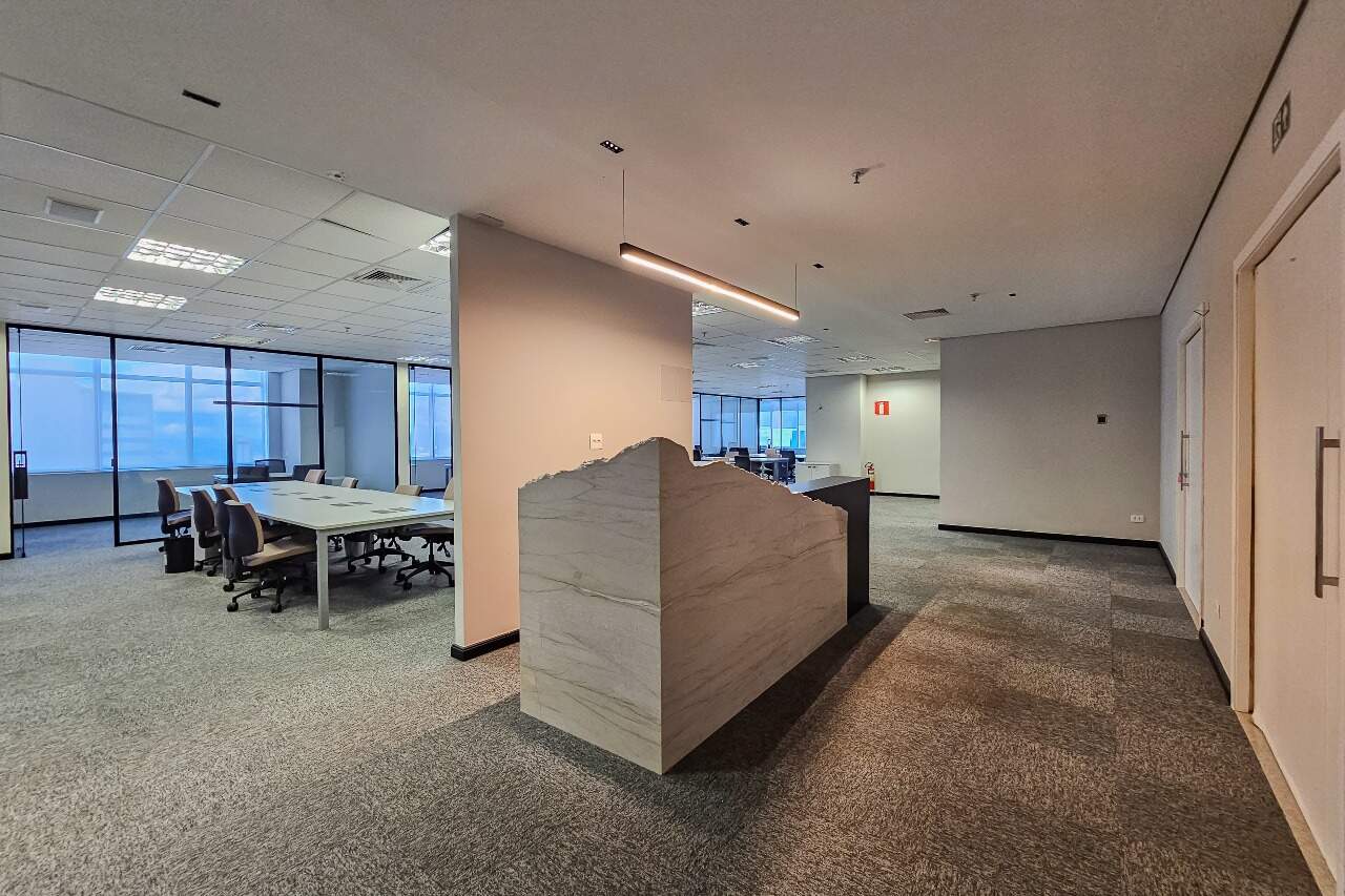 Sala para aluguel no Vila da Serra: 