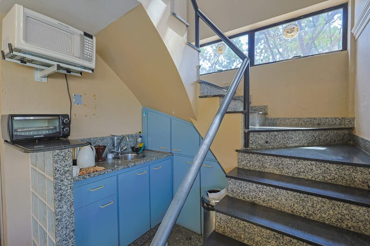 Loja à venda no Santa Lúcia: 