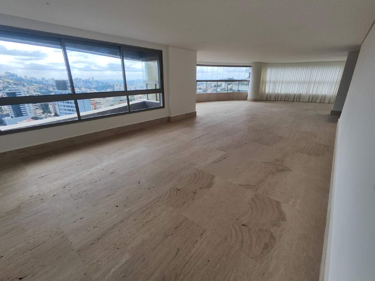 Apartamento à venda no Santa Lúcia: 
