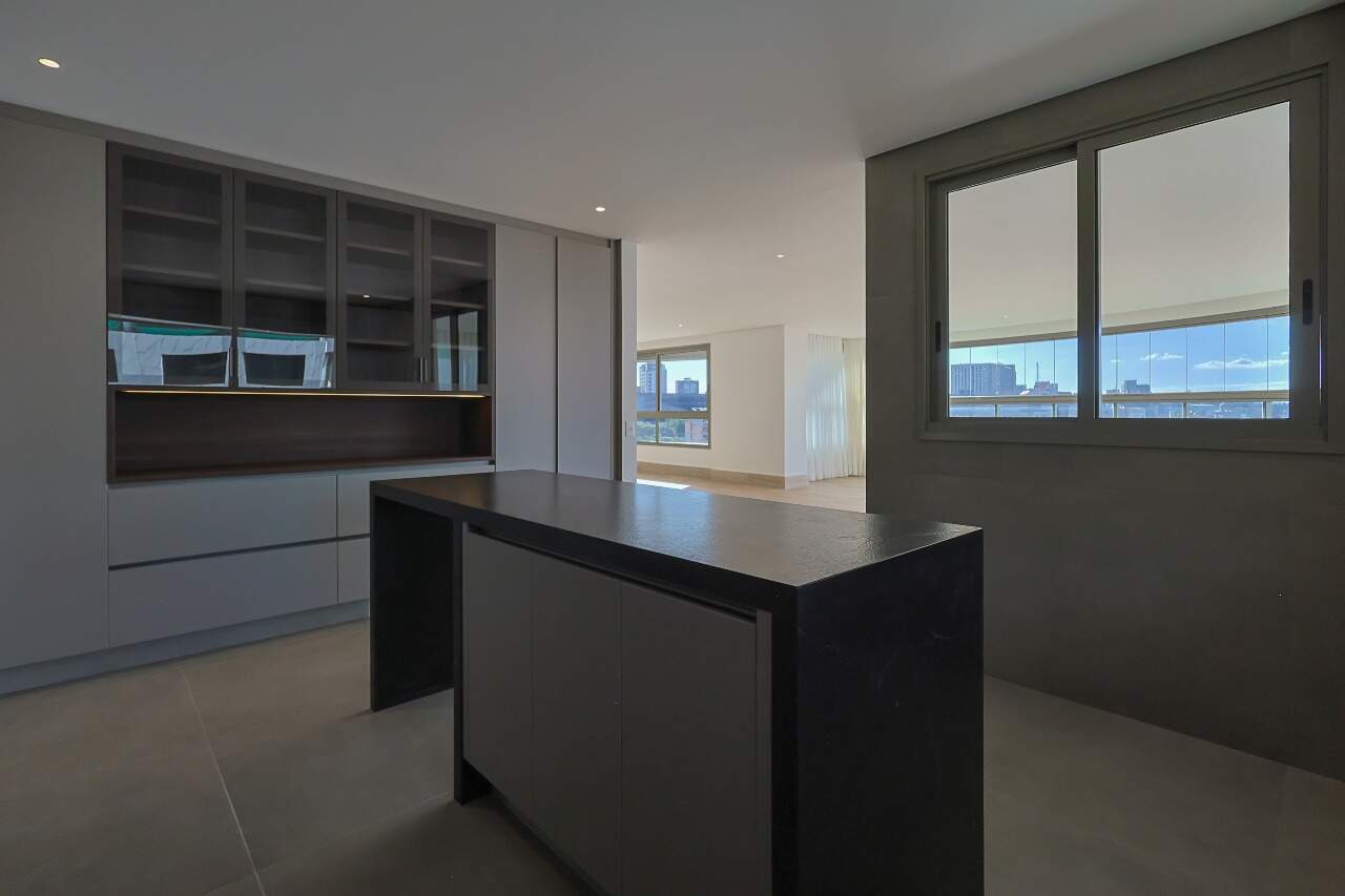 Apartamento à venda no Santa Lúcia: 