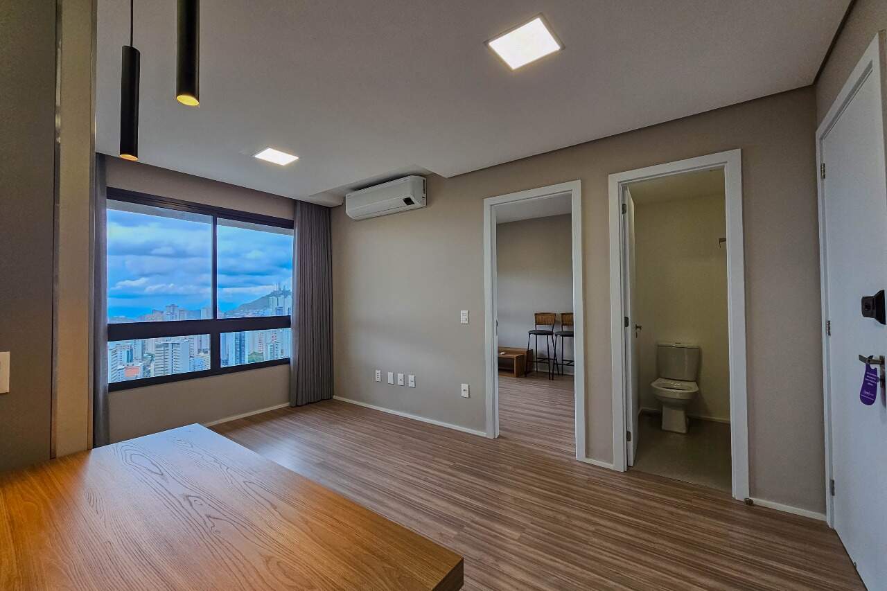 Apartamento para aluguel no Vila da Serra: 