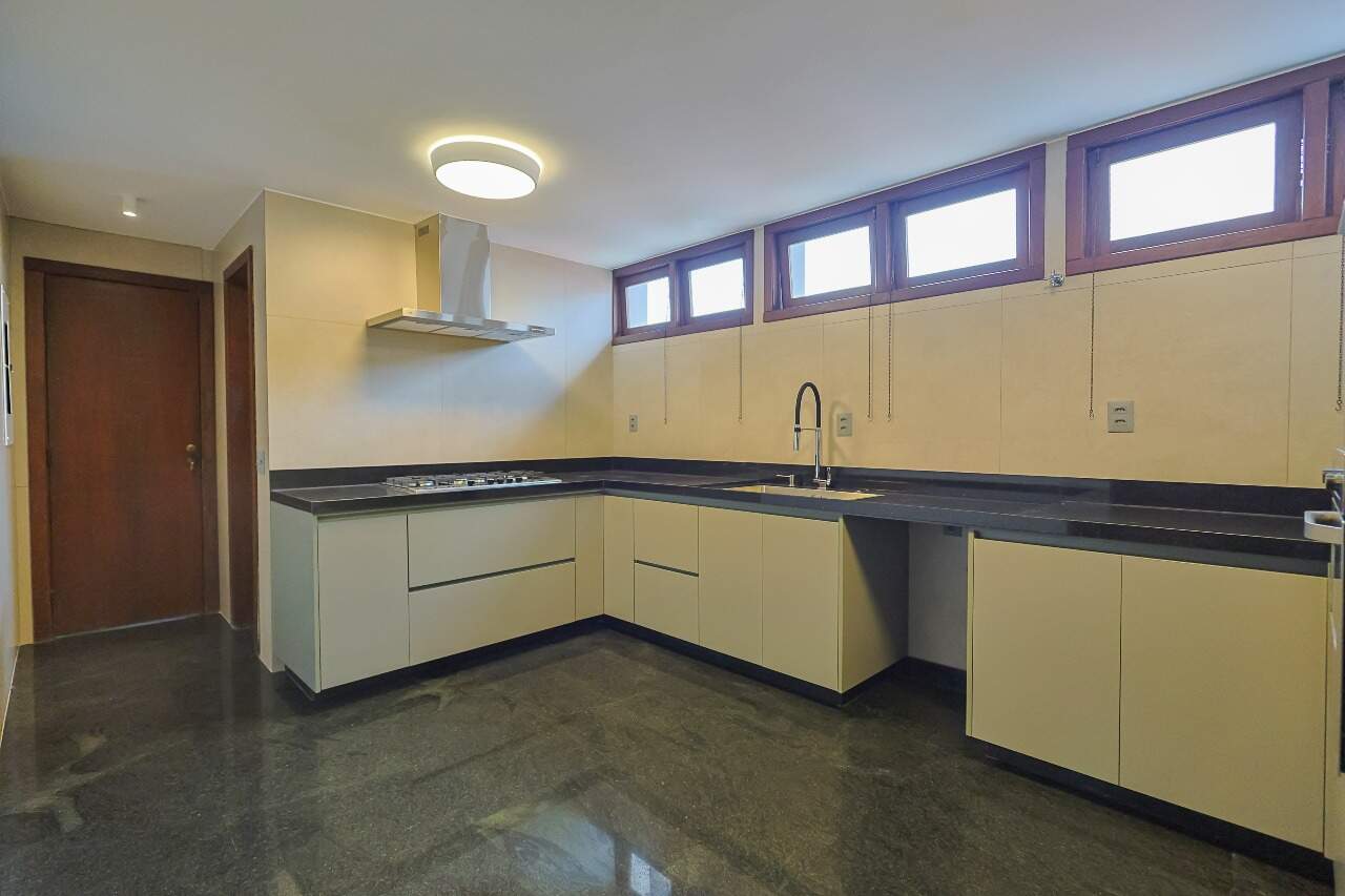 Casa para aluguel no Belvedere: 