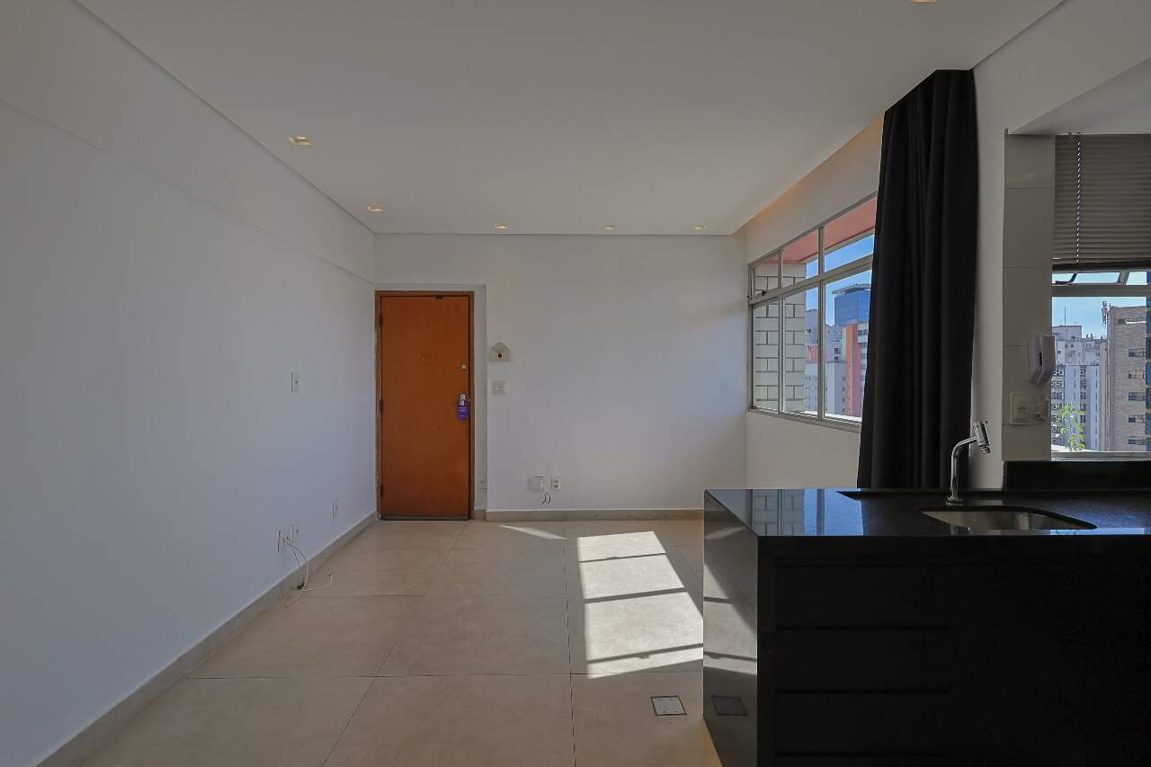Apartamento para aluguel no Funcionários: 