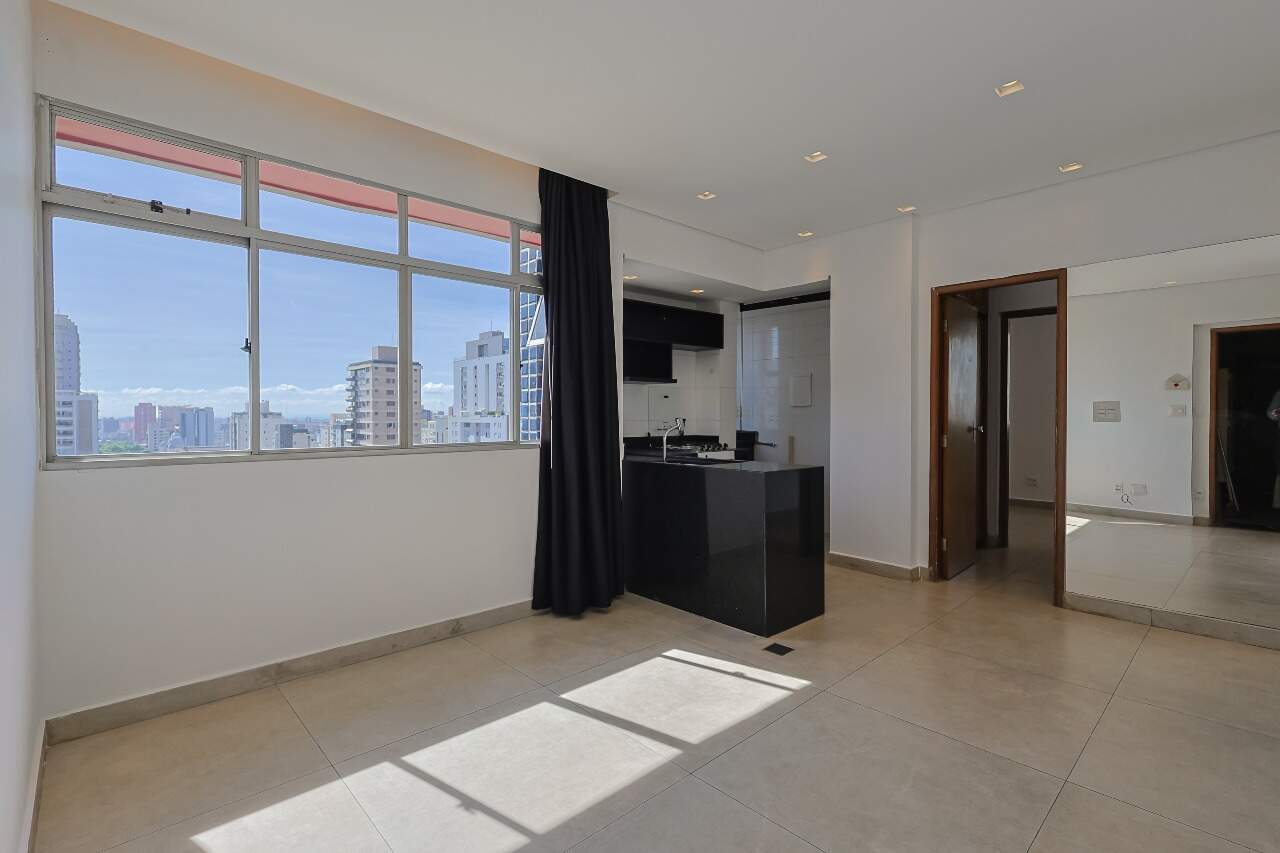 Apartamento para aluguel no Funcionários: 