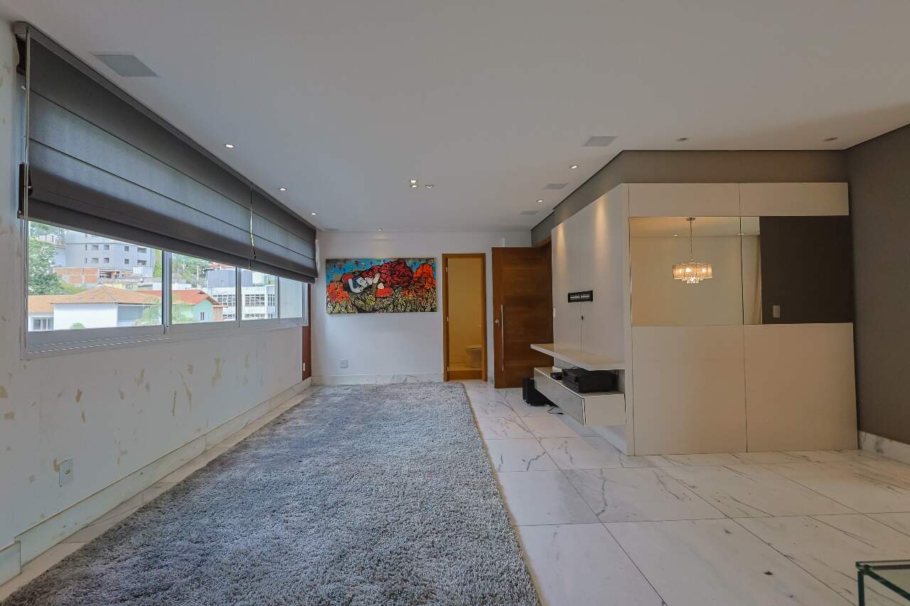 Apartamento à venda no Santa Lúcia: 