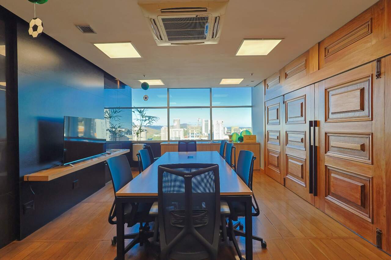 Sala à venda no Vale do Sereno: 