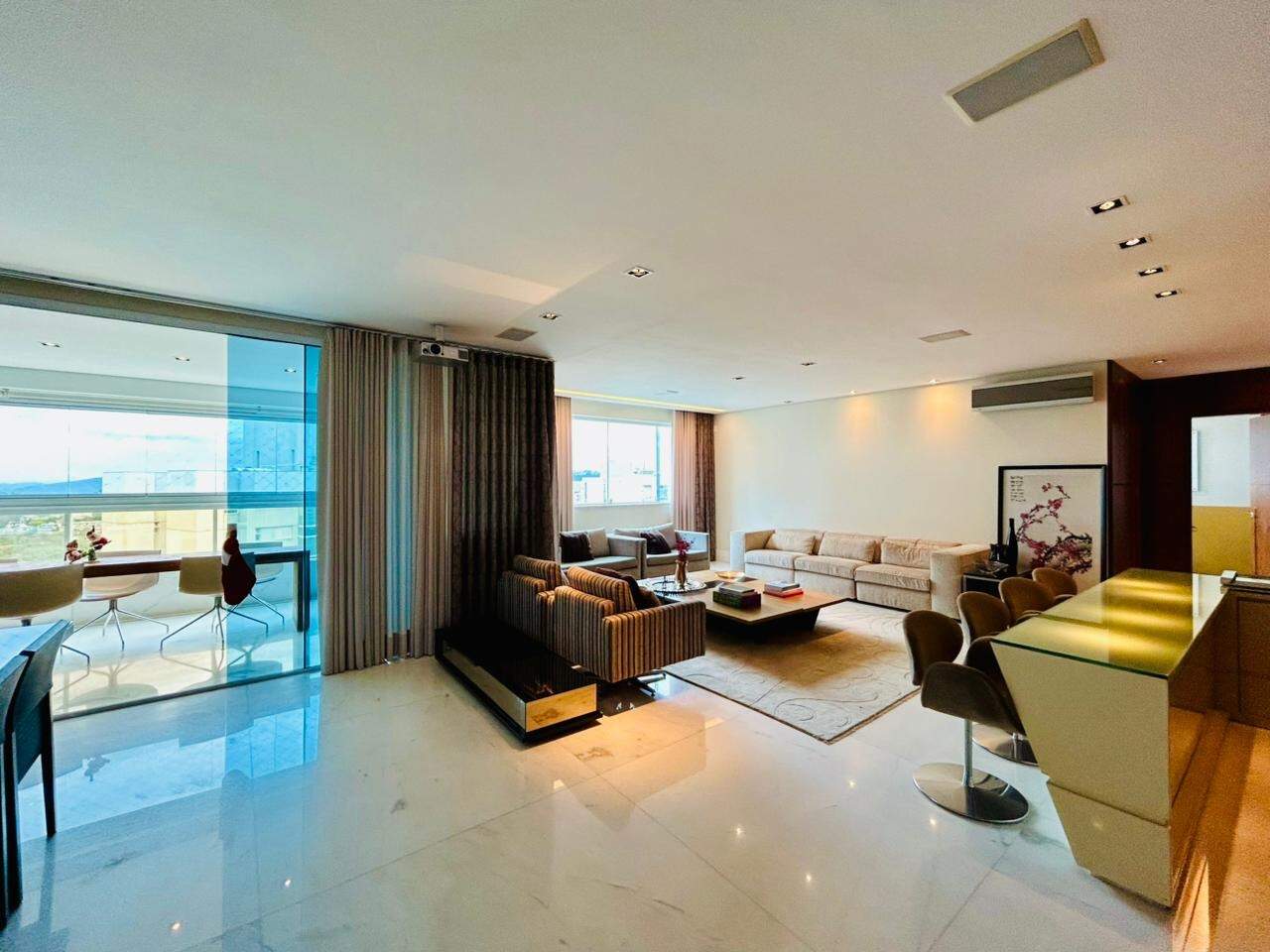 Apartamento à venda no Vila da Serra: 