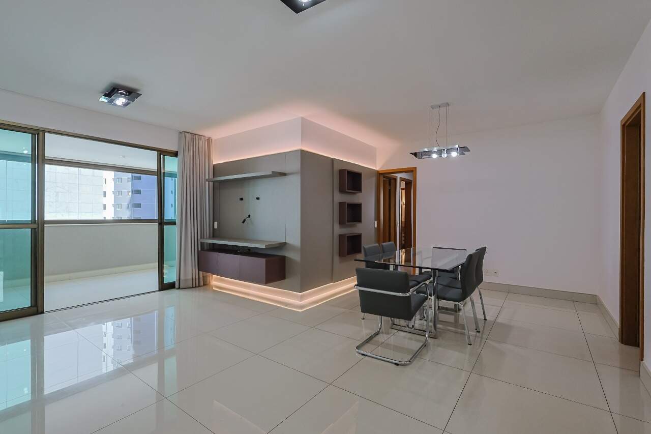 Apartamento à venda no Vila da Serra: 