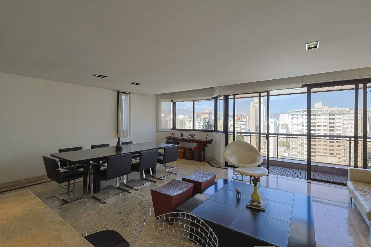 Apartamento à venda no Lourdes: 